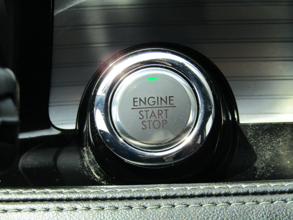 Used 2022 Lincoln Corsair AWD w/ Equipment Group 101A image 18