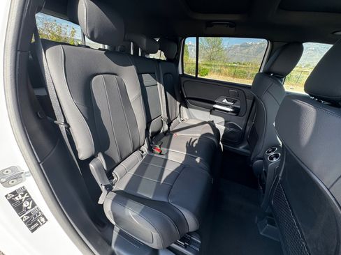 New 2026 Mercedes-Benz GLB 250 4MATIC image 18