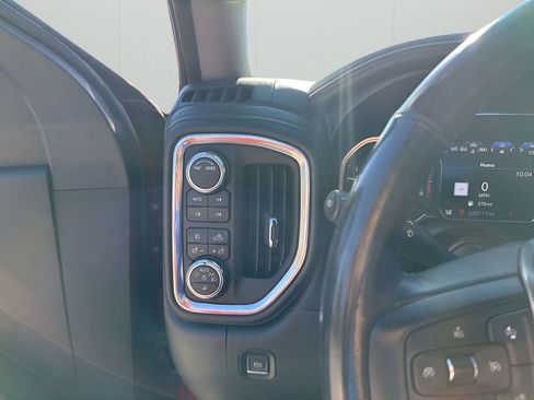 Used 2021 GMC Sierra 2500 Denali image 28