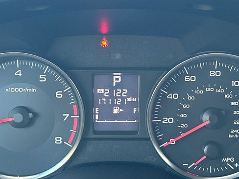 Used 2013 Subaru Crosstrek 2.0i Limited image 24