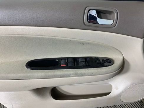 Used 2006 Chevrolet Cobalt LT image 24