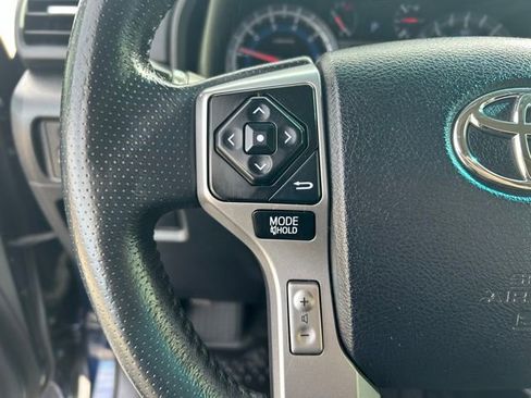 Used 2018 Toyota 4Runner Limited image 21