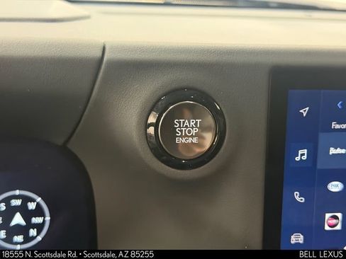 Used 2025 Lexus GX 550 AWD/4WD image 25