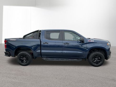 Used 2021 Chevrolet Silverado 1500 LT Trail Boss AWD/4WD image 2