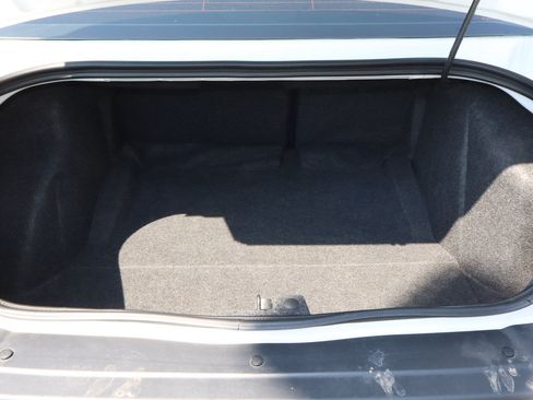 Used 2021 Dodge Challenger R/T Scat Pack w/ Dynamics Package RWD image 9