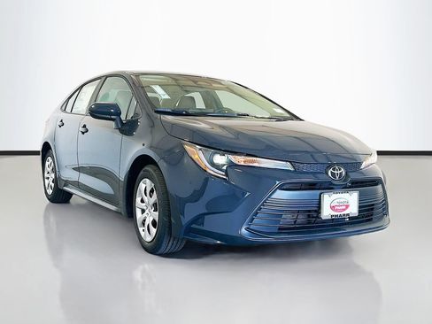 New 2026 Toyota Corolla LE FWD image 3