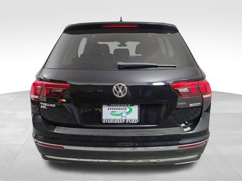 Used 2019 Volkswagen Tiguan SEL Premium AWD/4WD image 6