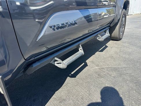 Used 2024 Toyota Tacoma TRD Sport w/ TRD Sport Upgrade Package AWD/4WD image 5