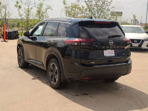 Certified 2024 Nissan Rogue SV w/ SV Premium Package image 2