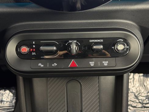 Used 2025 MINI Cooper S image 30