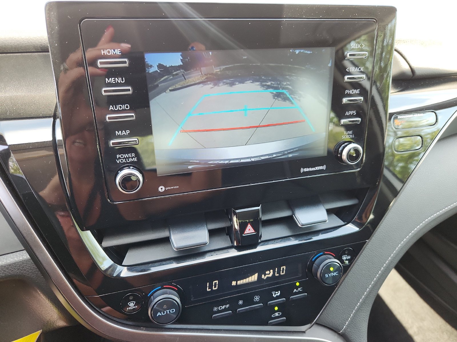 Used 2024 Toyota Camry SE FWD image 23