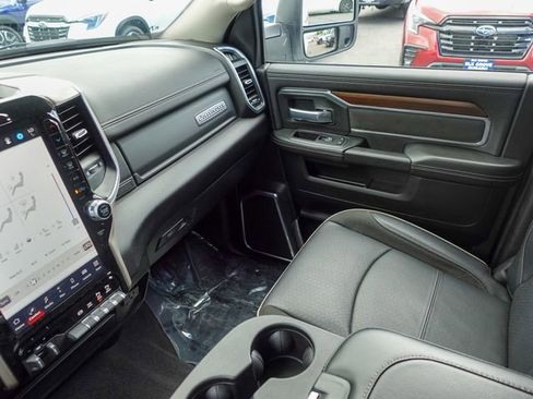 Used 2024 RAM 2500 Laramie w/ Safety Group AWD/4WD image 20