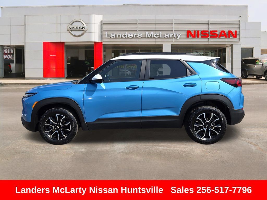 Used 2025 Chevrolet TrailBlazer ACTIV w/ Driver Confidence Package AWD/4WD image 8