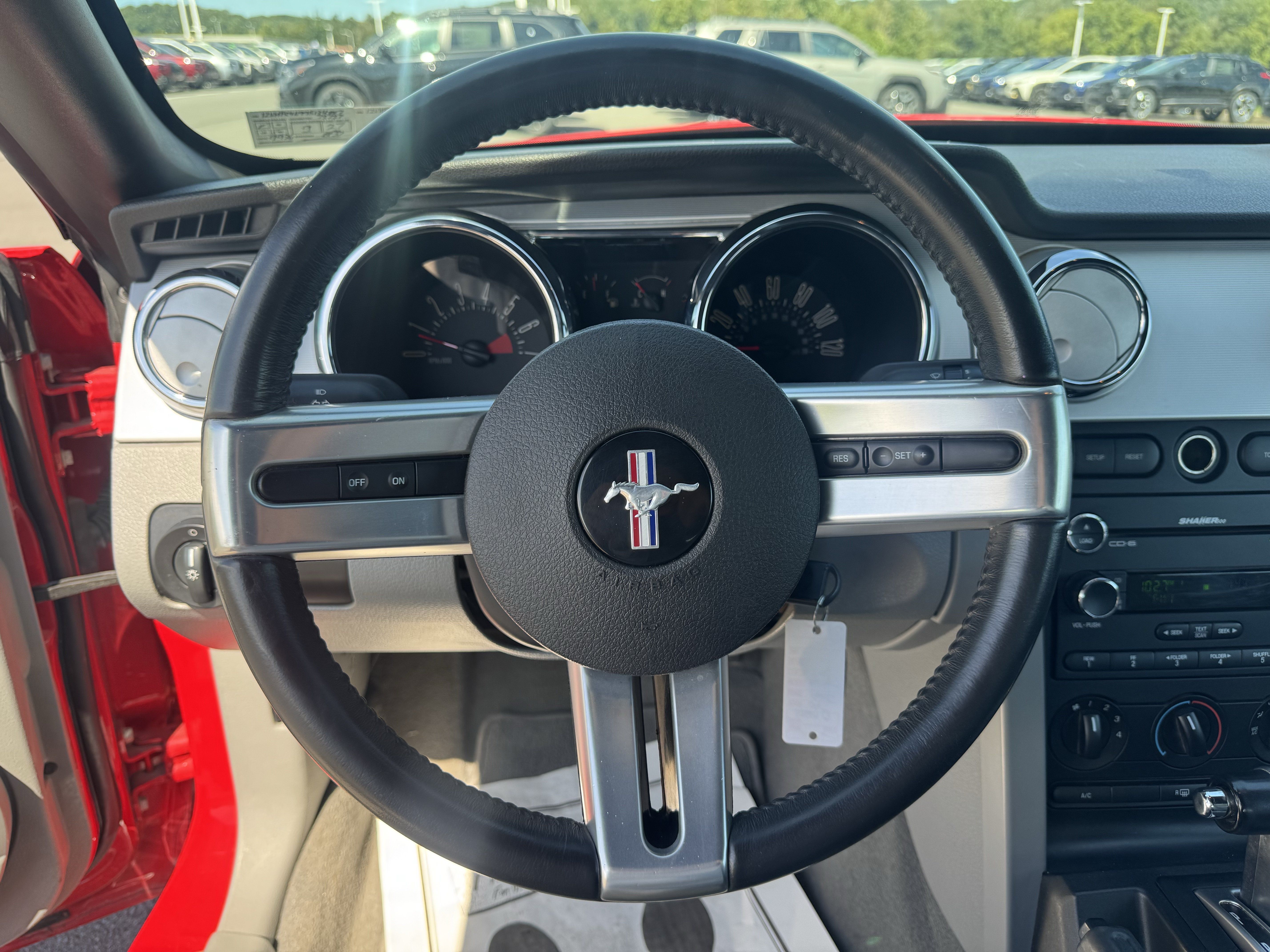 Used 2009 Ford Mustang Convertible RWD image 15