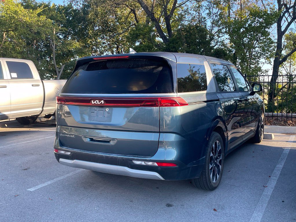 Certified 2022 Kia Carnival EX FWD image 6