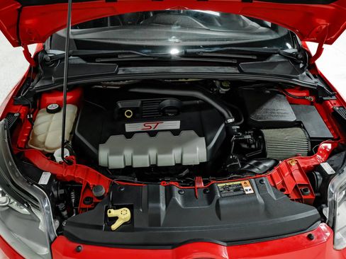 Used 2013 Ford Focus ST FWD image 58