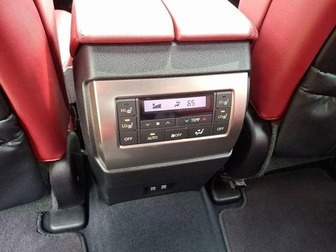 Used 2023 Lexus GX 460 Luxury image 11