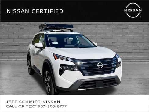 Certified 2025 Nissan Rogue SL w/ Tech Package FWD image 1