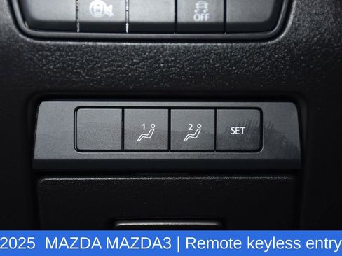 Used 2025 MAZDA MAZDA3 Carbon AWD/4WD image 10
