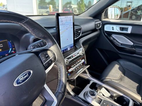 Used 2021 Ford Explorer ST w/ Equipment Group 401A AWD/4WD image 6