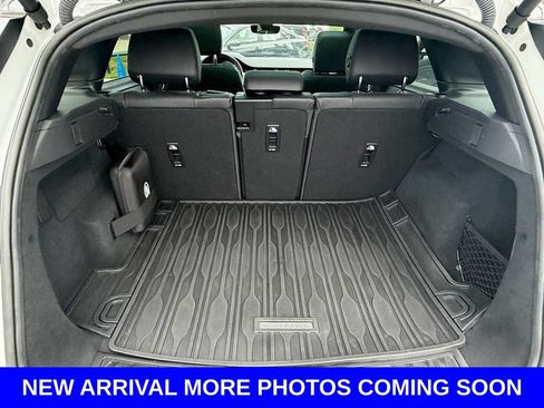 Used 2023 Land Rover Range Rover Evoque R-Dynamic S AWD/4WD image 15