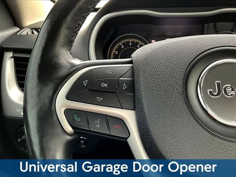 Used 2014 Jeep Cherokee Trailhawk w/ Technology Group AWD/4WD image 15