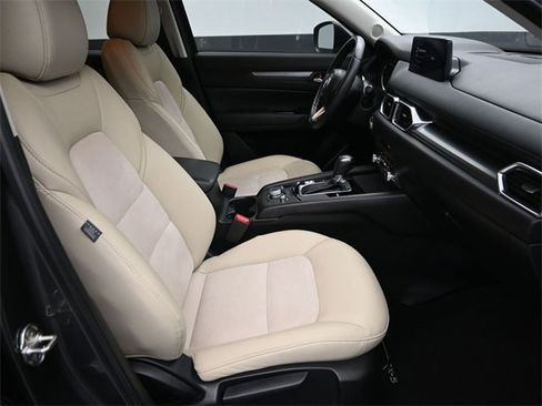 Used 2021 MAZDA CX-5 Touring image 12