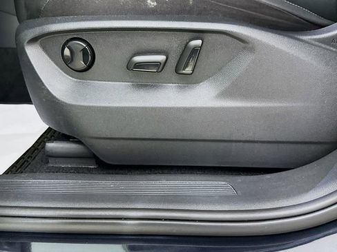 Used 2019 Volkswagen Tiguan SE w/ Panoramic Sunroof Package AWD/4WD image 20