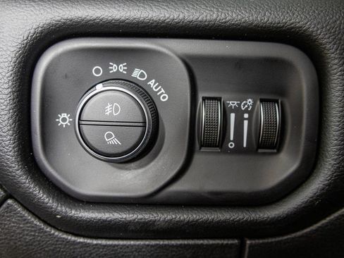 New 2026 RAM 1500 Big Horn AWD/4WD image 31