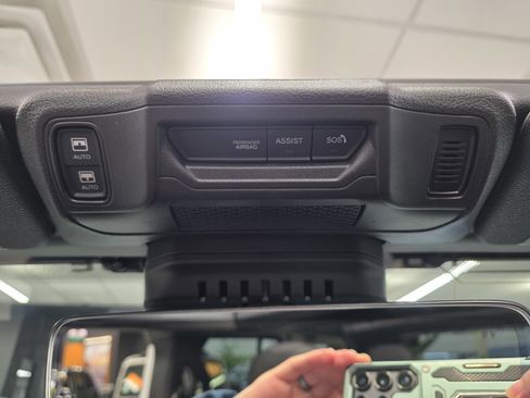 New 2025 Jeep Wrangler Unlimited Rubicon w/ Technology Group image 17