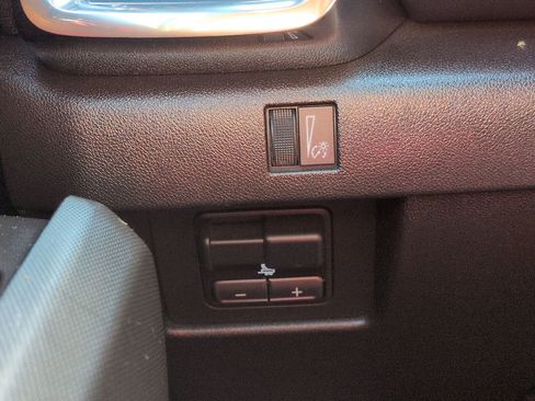 Used 2023 GMC Canyon Elevation w/ Trailering Package image 15