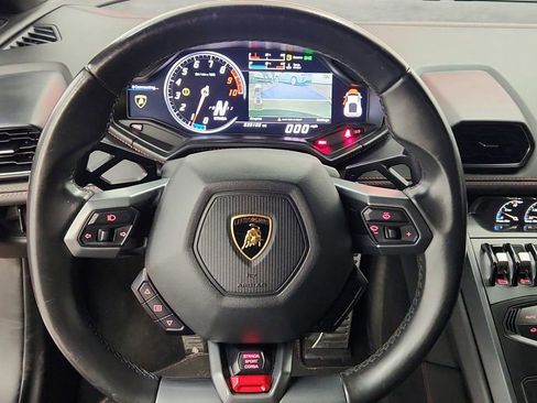 Used 2017 Lamborghini Huracan LP 580-2 RWD image 35
