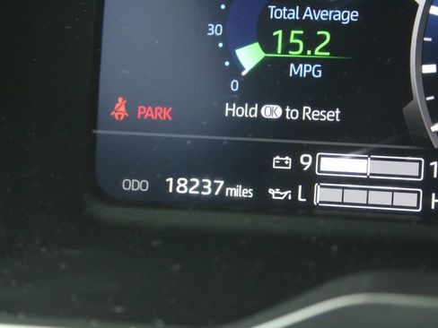 Used 2024 Toyota Tundra Limited image 37