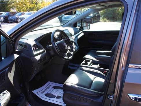 Used 2021 Honda Odyssey EX-L image 10