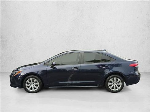 Used 2024 Toyota Corolla LE FWD image 9