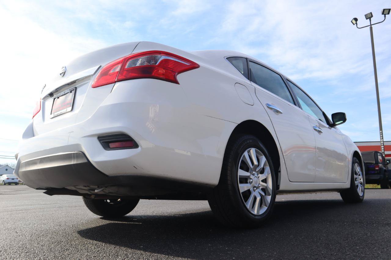Used 2019 Nissan Sentra S FWD image 18