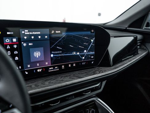 New 2025 Audi Q5 2.0T Premium Plus image 11