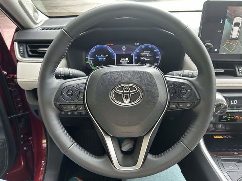 Used 2025 Toyota RAV4 Limited w/ Advanced Technology Package AWD/4WD image 20