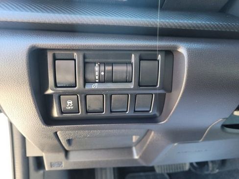 Used 2018 Subaru Impreza 2.0i image 10