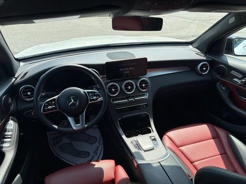 Used 2022 Mercedes-Benz GLC 300 4MATIC image 19
