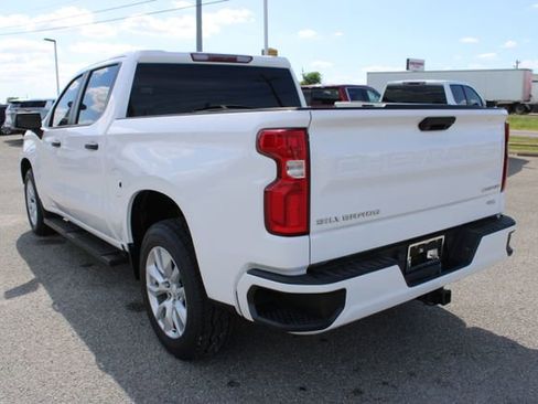 Used 2020 Chevrolet Silverado 1500 Custom w/ Trailering Package RWD image 8