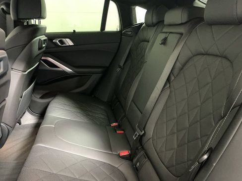 Certified 2023 BMW X6 xDrive40i w/ Luxury Seating Package image 28