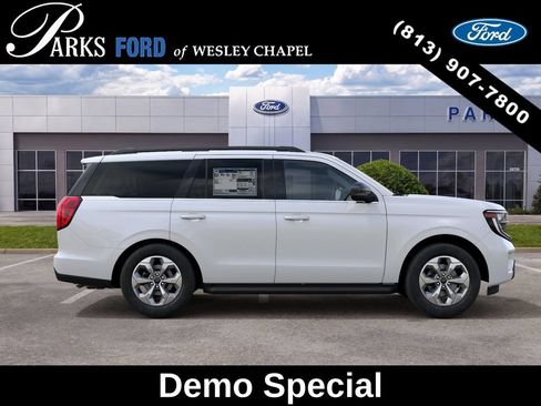 New 2027 Ford Expedition Active RWD image 5