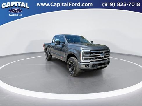 Used 2024 Ford F250 Platinum AWD/4WD image 2