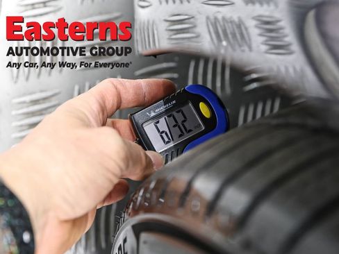 Used 2018 Tesla Model 3 Long Range image 24