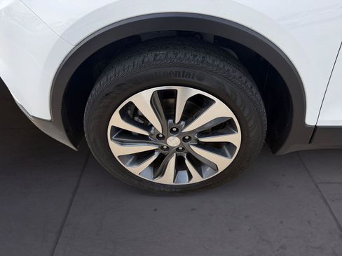 Used 2022 Buick Encore Preferred w/ Safety Package image 14