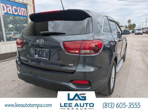 Used 2020 Kia Sorento LX FWD image 3