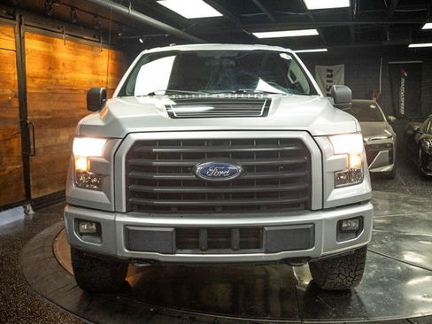 Used 2017 Ford F150 XL w/ Equipment Group 101A Mid AWD/4WD image 4