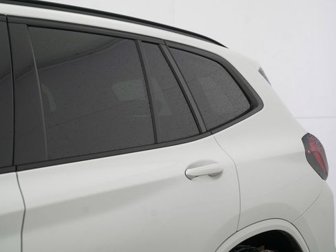 Used 2022 BMW X3 M40i w/ Premium Package image 65