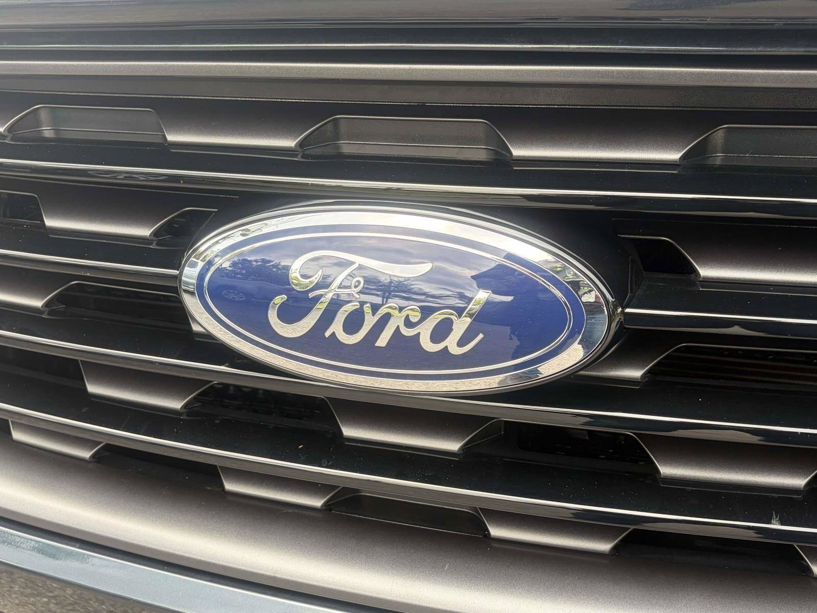 Used 2023 Ford Edge SEL w/ Sport Appearance Package AWD/4WD image 28